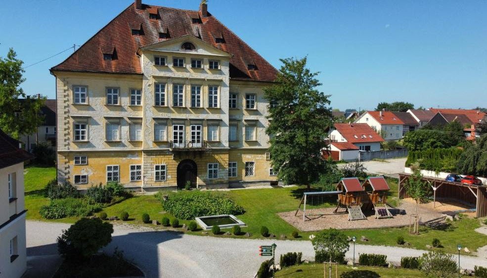 Schloss Autenried, Ichenhausen, Germany